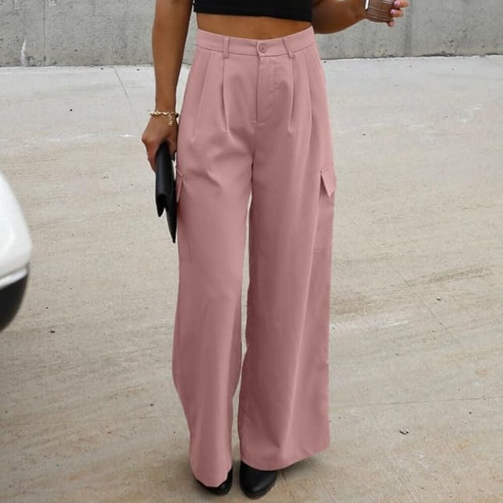 Dokotoo PInk Cargo Pants - like new